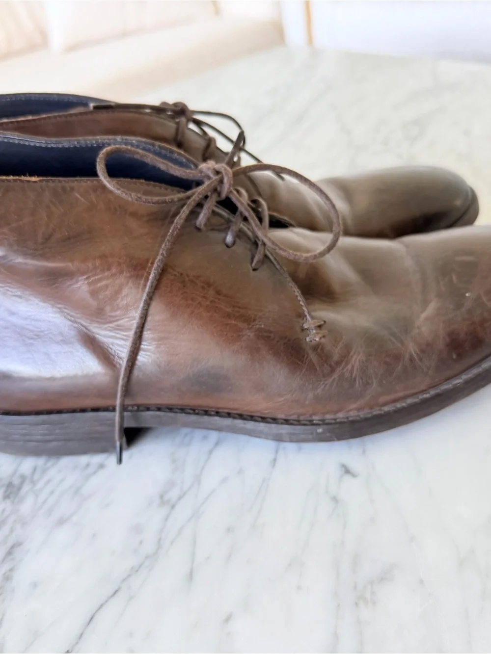 ✨Gorgeous leather!✨To Boot New York Adam Derrick Chukka Boots